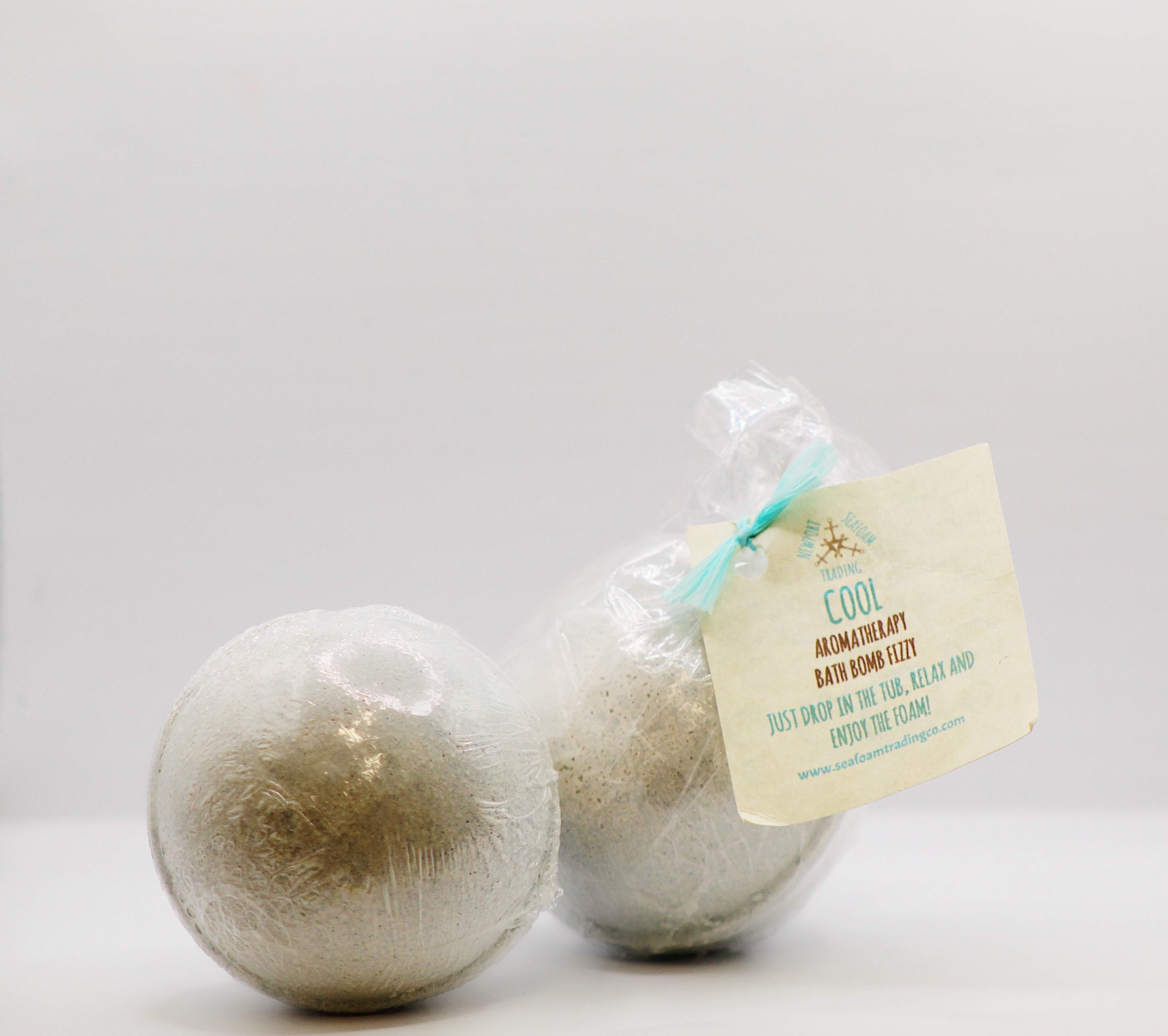 Cool-Eucalyptus + Spearmint Organic Handmade Bath Bomb
